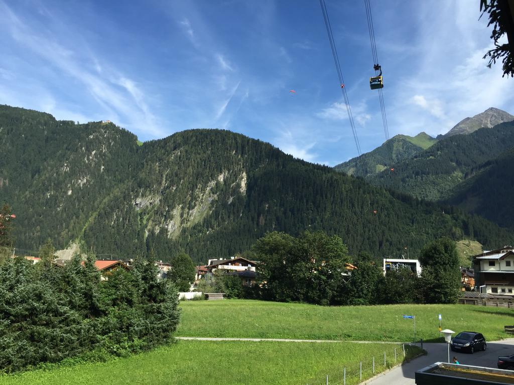 Royal Waldfeld Apartment Mayrhofen Exterior foto